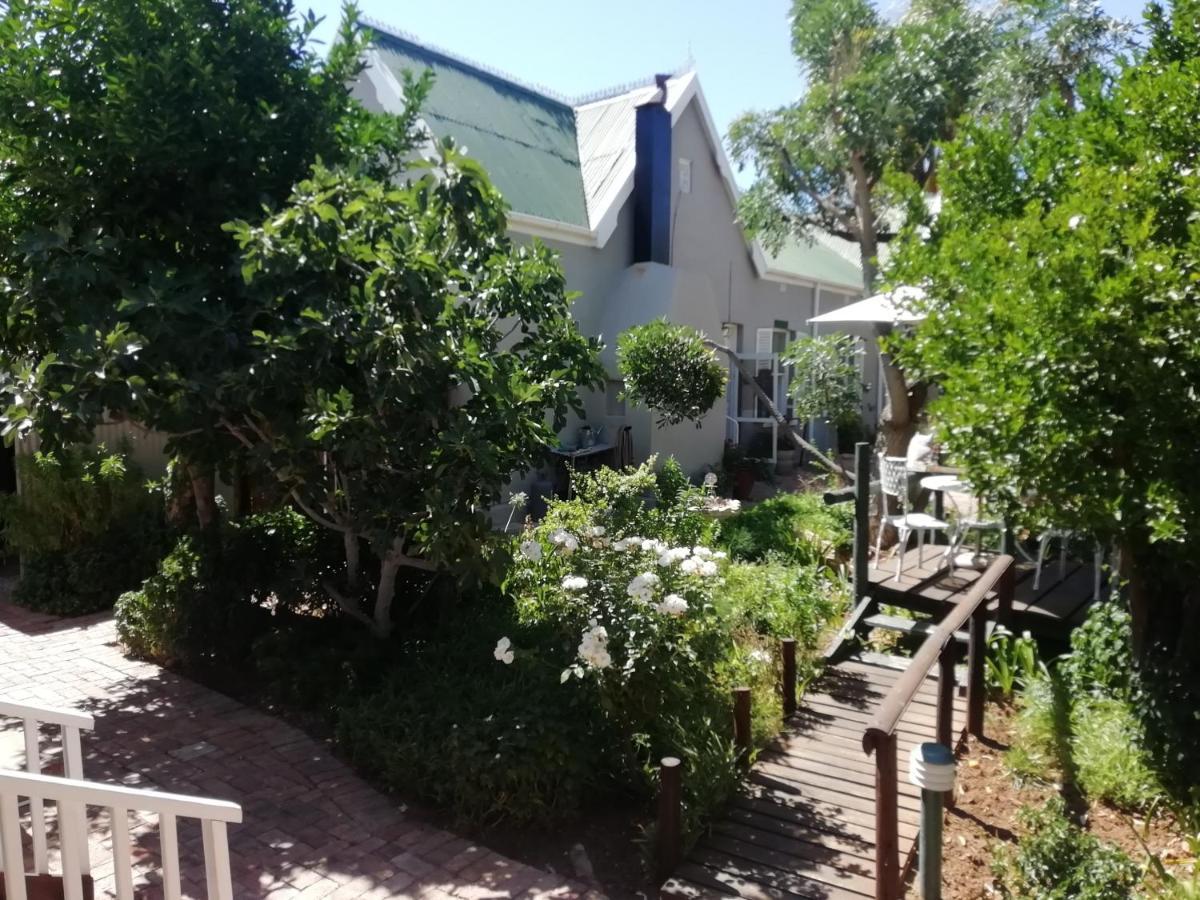 Housemartin Lodge & Self Catering Де-Руст Экстерьер фото