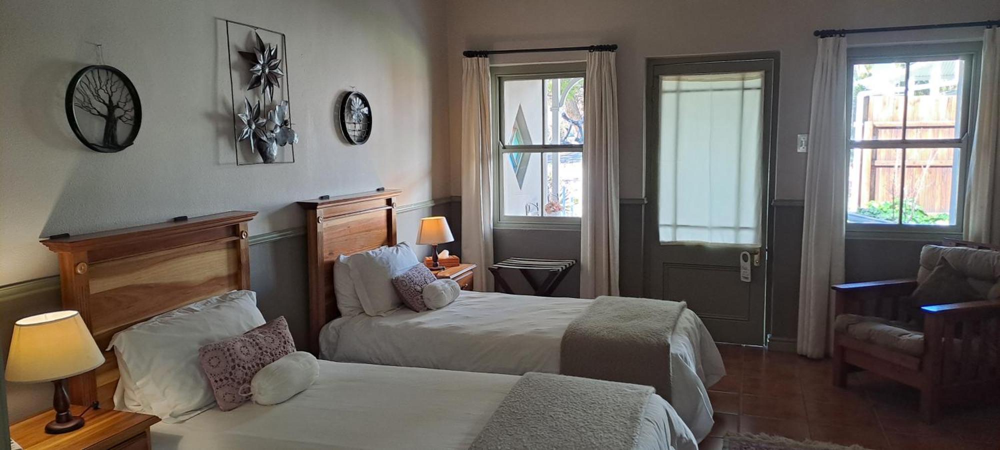 Housemartin Lodge & Self Catering Де-Руст Экстерьер фото